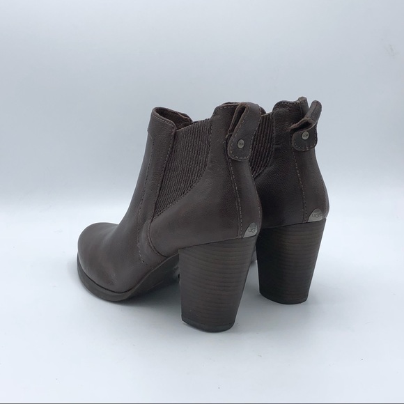 Ugg Australia Cobie II Leather Heeled Ankle Boots